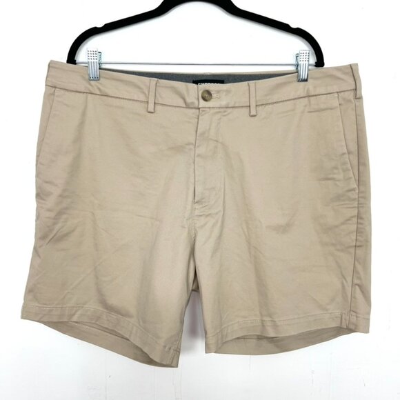 Express 6" Inseam Shorts Beige Flat Front Casual 38 Waist - Picture 1 of 5